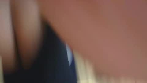 Snapshot of geni_smart chatting on November 1, 2025, 11:56 am Luciana online show from November 1, 2025, 11:56 am