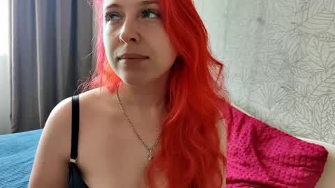GenrikhBecca online show from May 13, 2026, 8:55 am