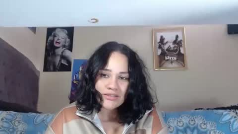 gensesisex online show from February 2, 2026, 5:44 pm