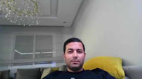 genteldevil online show from December 14, 2025, 1:33 am