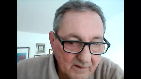 Snapshot of georg1412 chatting on January 6, 2026, 1:26 pm georg1412 online show from January 6, 2026, 1:26 pm