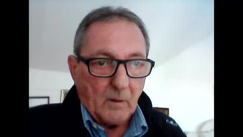 Snapshot of georg1412 chatting on January 15, 2026, 1:05 pm georg1412 online show from January 15, 2026, 1:05 pm