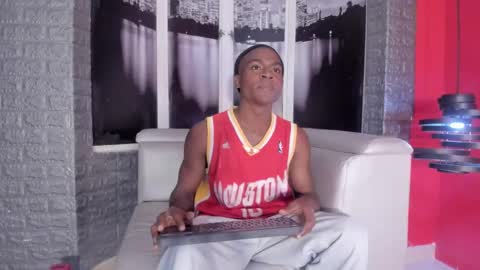 G E O R G E online show from October 7, 2025, 3:04 am