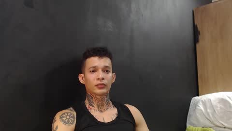 independent model online show from March 6, 2025, 3:24 am