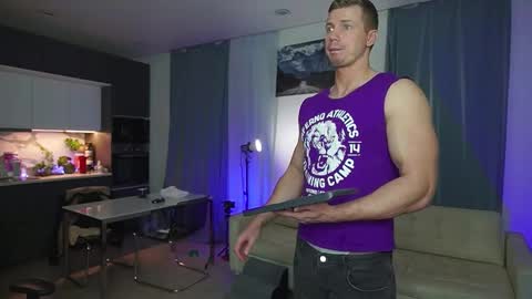 George my Fansly  online show from November 19, 2025, 5:57 pm