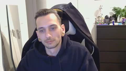 georgek0011 online show from November 20, 2025, 3:39 am