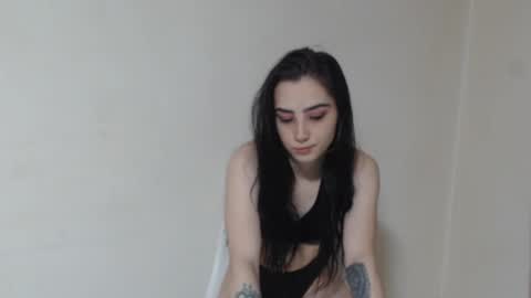 Snapshot of georgiana_love07 chatting on March 4, 2025, 12:18 am Jo online show from March 4, 2025, 12:18 am