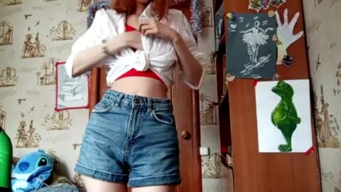 Ellie online show from April 10, 2026, 5:45 am