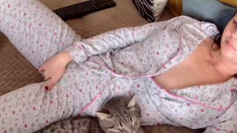 Melissa online show from November 15, 2025, 12:34 pm