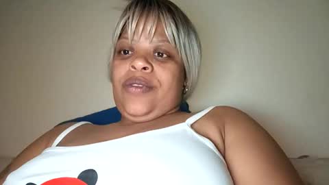 georgina_brownie online show from October 17, 2025, 2:37 am