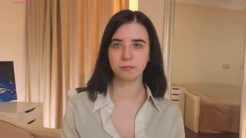 My name is Kelly online show from October 27, 2025, 3:21 am