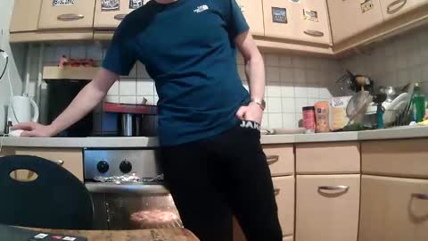 germanbigbln online show from January 6, 2026, 4:21 pm