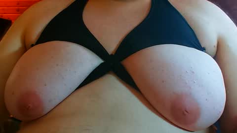 Snapshot of germanfatfemboy chatting on September 9, 2025, 1:43 pm germanfatfemboy online show from September 9, 2025, 1:43 pm