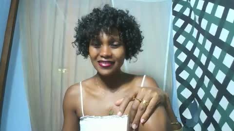 Snapshot of gggloria chatting on November 2, 2025, 6:10 pm gggloria online show from November 2, 2025, 6:10 pm