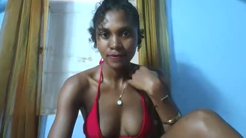 Snapshot of gggloria chatting on November 25, 2025, 8:03 am gggloria online show from November 25, 2025, 8:03 am