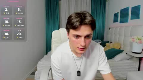 Snapshot of ggimperator chatting on October 24, 2025, 6:37 pm Alex online show from October 24, 2025, 6:37 pm