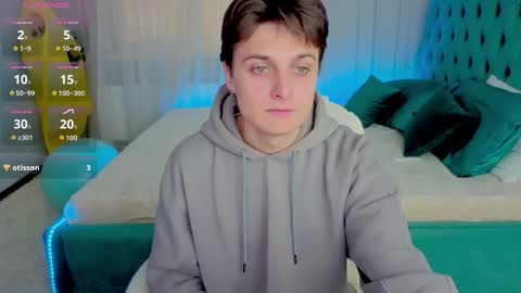 Snapshot of ggimperator chatting on November 5, 2025, 10:37 am Alex online show from November 5, 2025, 10:37 am