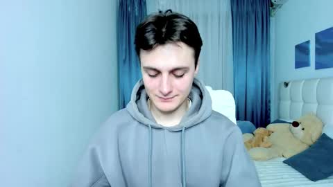 Snapshot of ggimperator chatting on December 2, 2025, 11:04 am Alex online show from December 2, 2025, 11:04 am