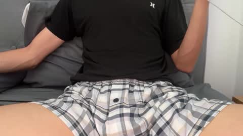 gh0st_boy_ online show from October 6, 2025, 3:42 pm