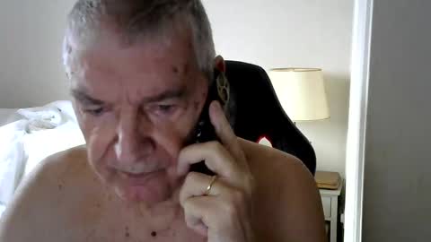 Snapshot of gh1952ma chatting on December 27, 2024, 1:18 pm Gisse online show from December 27, 2024, 1:18 pm