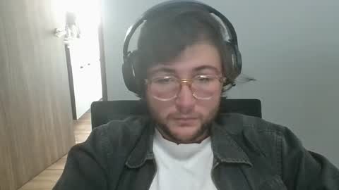 Snapshot of ghardh3 chatting on December 2, 2024, 5:48 pm ghardh3 online show from December 2, 2024, 5:48 pm