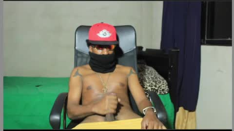 Snapshot of ghettolife2020 chatting on January 18, 2025, 12:02 am ghettolife2020 online show from January 18, 2025, 12:02 am