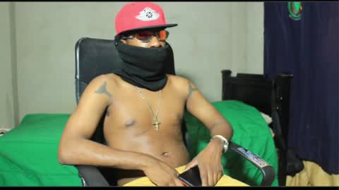 Snapshot of ghettolife2020 chatting on February 3, 2025, 2:47 am ghettolife2020 online show from February 3, 2025, 2:47 am