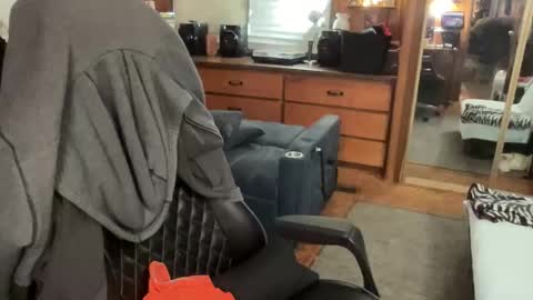 Snapshot of ghostboygbc chatting on October 19, 2025, 6:25 am ghostboygbc online show from October 19, 2025, 6:25 am