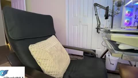 big boy ghost face online show from January 17, 2026, 2:27 am