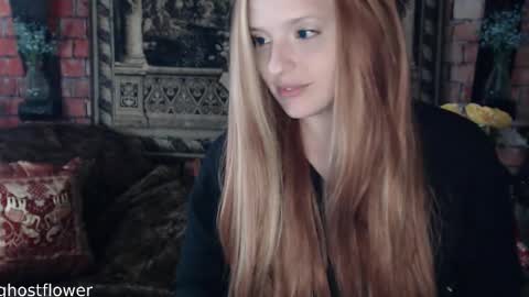 Snapshot of ghostflower chatting on March 17, 2026, 1:32 am ghostflower online show from March 17, 2026, 1:32 am