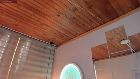 Allison  online show from March 27, 2026, 8:08 pm