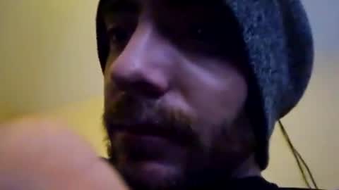 ghuntz22 online show from October 28, 2025, 9:35 am