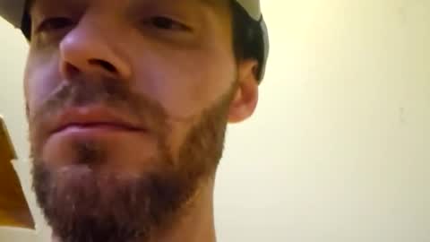 ghuntz22 online show from November 7, 2025, 9:53 am