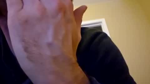 ghuntz22 online show from November 13, 2025, 10:58 am