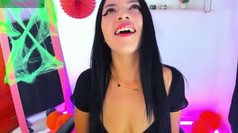 Snapshot of gia_contii chatting on October 11, 2025, 11:25 pm giaaaa online show from October 11, 2025, 11:25 pm