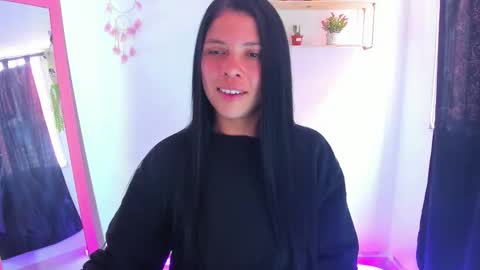 giaaaa   online show from February 25, 2026, 7:01 pm