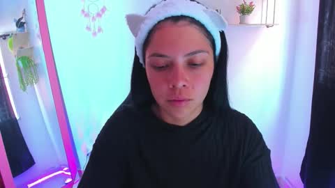 giaaaa   online show from March 16, 2026, 6:34 pm