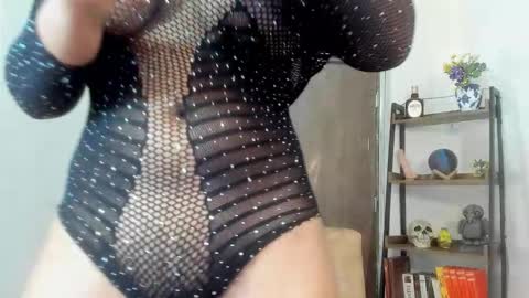 GIA online show from October 4, 2025, 9:46 pm