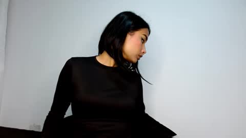 Gia Lee online show from October 11, 2025, 3:06 am