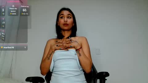 Gia Lee online show from October 16, 2025, 2:56 am