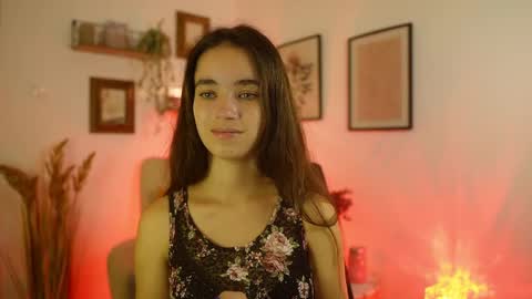 Snapshot of gia_paige18 chatting on September 10, 2025, 8:14 am Gia Paige18 online show from September 10, 2025, 8:14 am