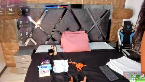 Darlliny online show from February 4, 2026, 3:34 am