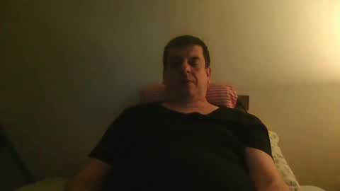 Snapshot of giaco1982 chatting on February 19, 2025, 5:38 am samuel online show from February 19, 2025, 5:38 am