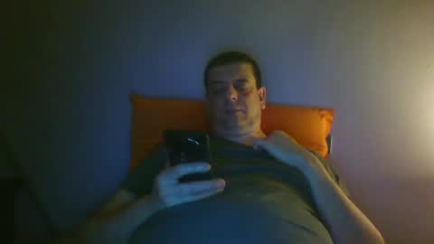 Snapshot of giaco1982 chatting on October 18, 2025, 7:09 am samuel online show from October 18, 2025, 7:09 am