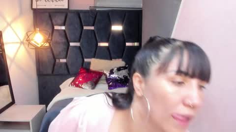 Snapshot of giafox_ chatting on September 14, 2025, 12:37 pm G I A FOX online show from September 14, 2025, 12:37 pm