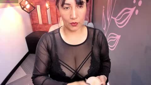 Snapshot of giafox_ chatting on September 29, 2025, 8:57 pm G I A FOX online show from September 29, 2025, 8:57 pm