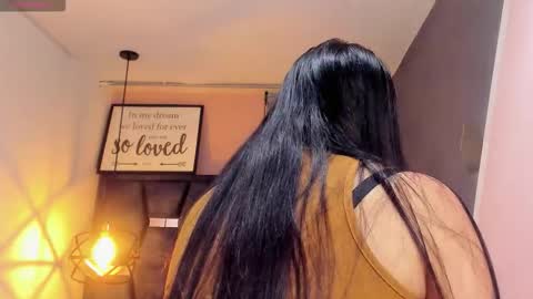 Snapshot of giafox_ chatting on October 27, 2025, 8:57 pm G I A FOX online show from October 27, 2025, 8:57 pm