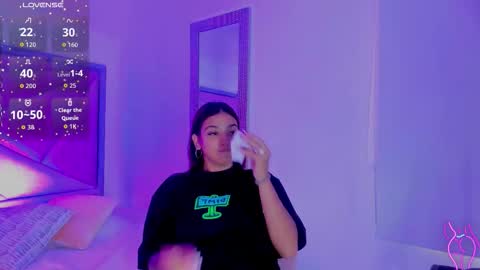 Gia  online show from February 10, 2026, 5:39 pm