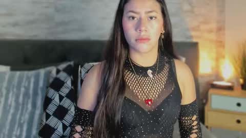 Snapshot of gianna_luna chatting on February 20, 2026, 12:05 pm Gianna online show from February 20, 2026, 12:05 pm