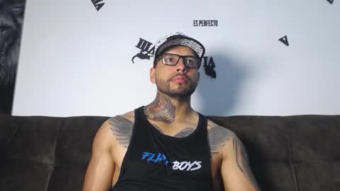 Dilan online show from October 1, 2025, 8:04 pm